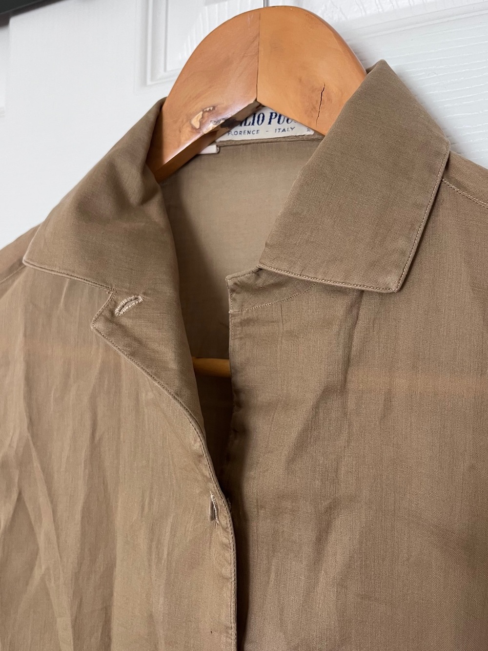 Emilio Pucci Vintage Tan Lightweight Cotton Button-Up Shirt - Picture 3 of 9